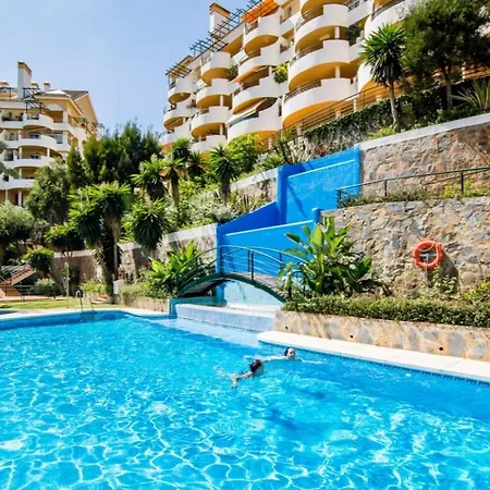 Apartment Sleek With Pool In - M36